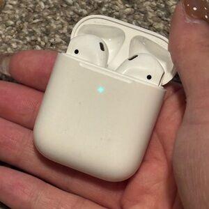 Apple AirPod 2